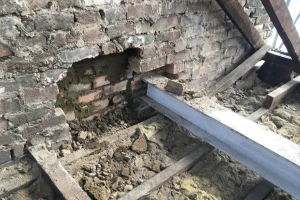 Party wall steel bearing
