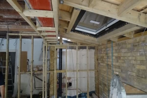 Side-infill extension roof