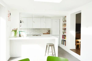 Breakfast bar