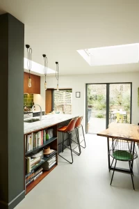 Kitchen & dining hub