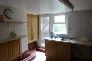 Basement underpins