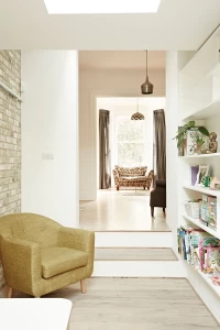 Connection to rear reception