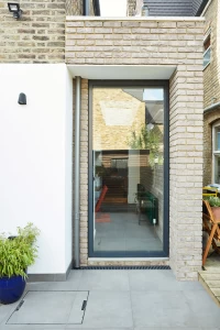 Side-infill extension