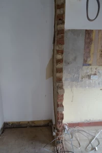 Reception knock through