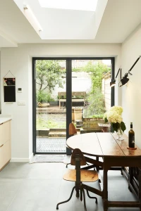 Side-infill extension