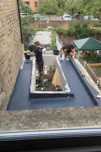 Side-infill roof finish