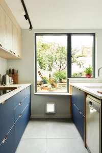 Kitchen window perch