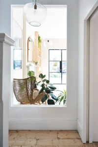 Hallway glazed screen