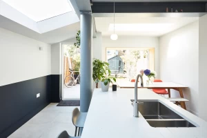 Kitchen & dining hub