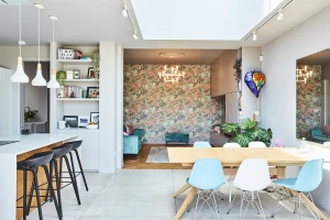 Kitchen & dining hub with snug